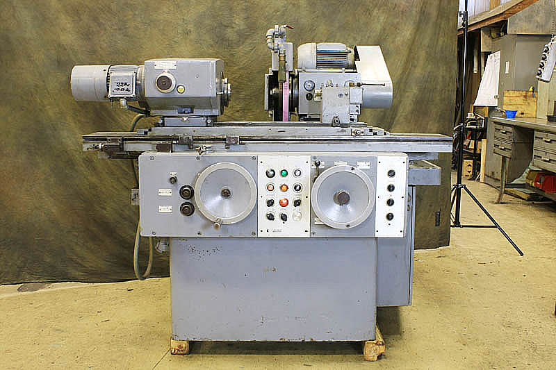 Machinery Values, Inc. 10'' Swing 16'' Centers CincinnatiMilacron R