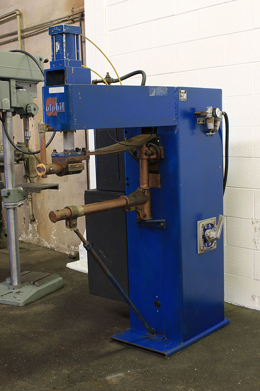 30 KVA 24'' Throat Alphil ARG SPOT WELDER (Ref No 156451) Machinery