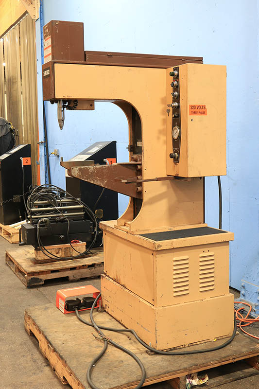 6 Ton 8 5 Stroke Haeger HP6 B HARDWARE INSERTION PRESS Ref No 156843 Machinery Values