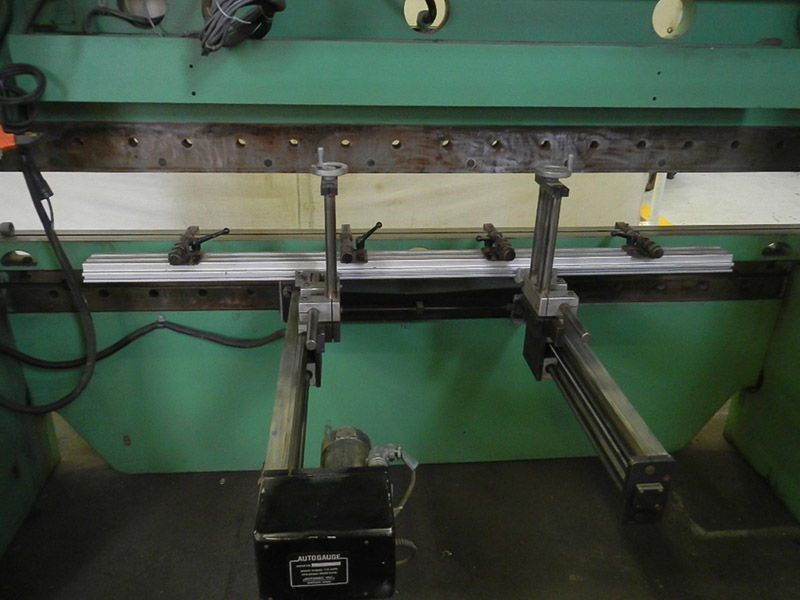 Buy Here Pay Here Grand Rapids Mi >> 135 Ton 120" Bed Cincinnati Series 5 PRESS BRAKE, Air Clutch / Auto Cycle & Auto | eBay Buy Here Pay Here Grand Rapids Mi >> 135 Ton 120" Bed Cincinnati Series 5 PRESS BRAKE, Air Clutch / Auto Cycle & Auto | eBay