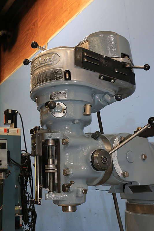 42'' Table 1HP Spindle Bridgeport J Head VERTICAL MILL (Ref No 159683