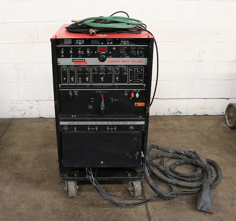 350 Amp Lincoln Square Wave Tig355 ARC WELDER (Ref No 159754