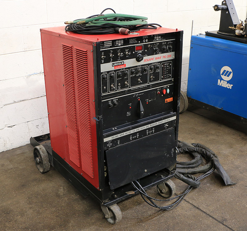 350 Amp Lincoln Square Wave Tig355 ARC WELDER (Ref No 159754