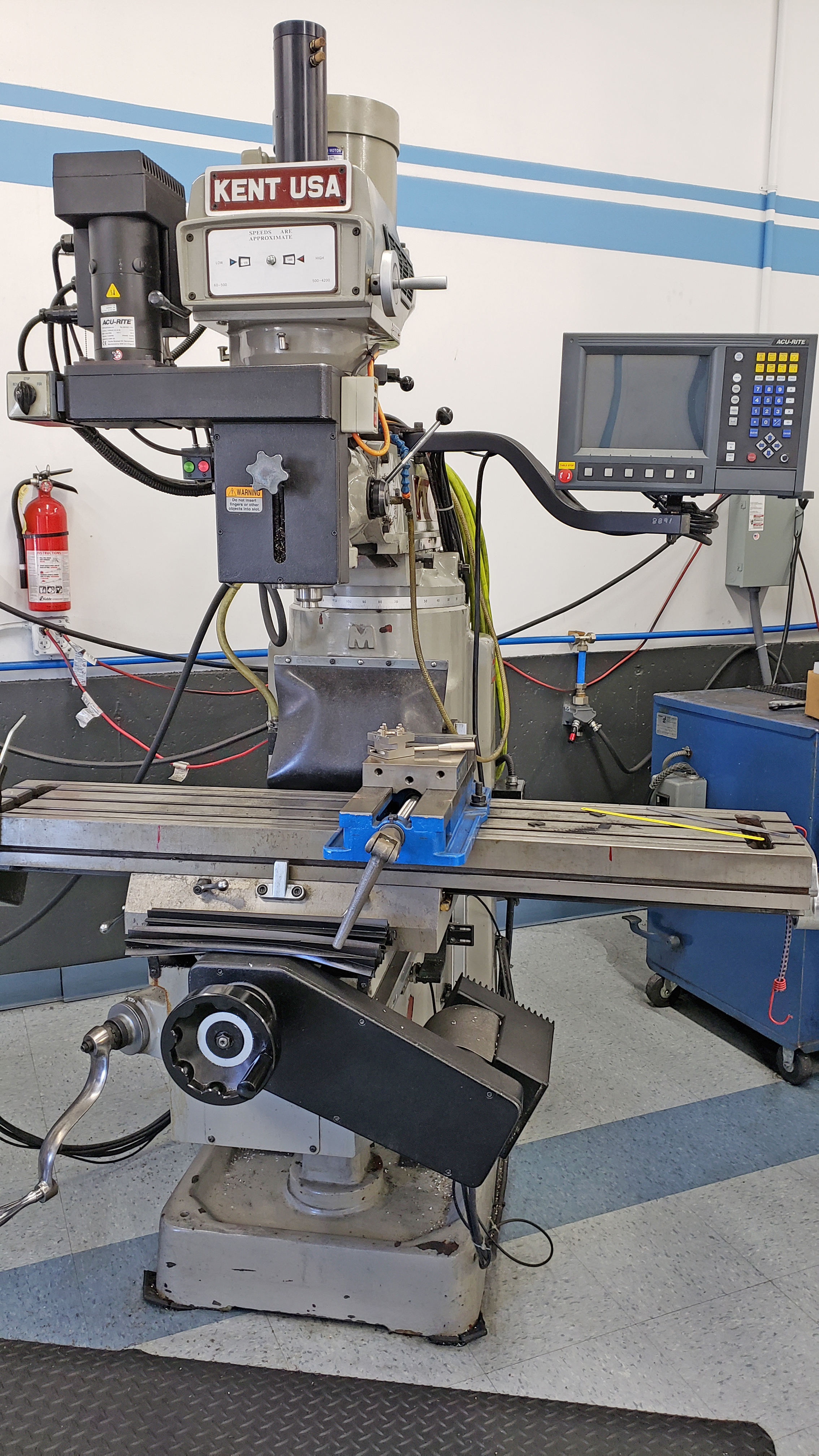 32'' X Axis 3HP Spindle Kent KTM3VK AcuRite 3 Axis CNC VERTICAL MILL