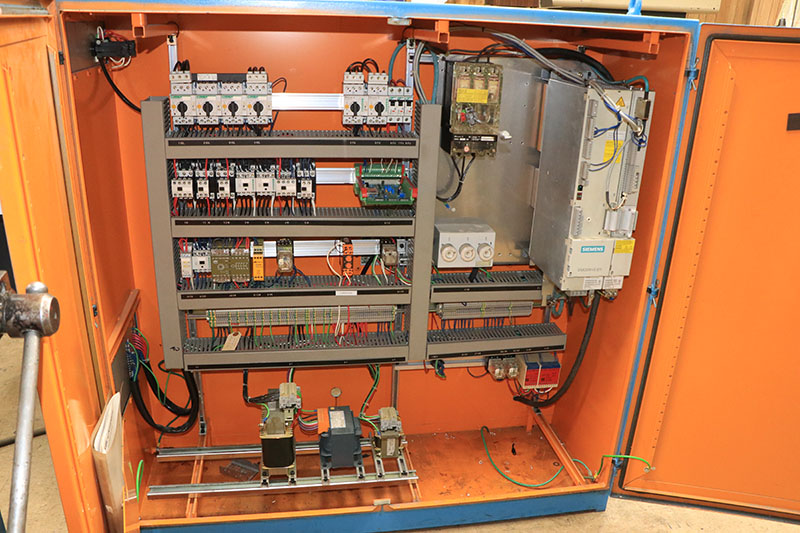 14'' Swing 40'' Centers Kellenberger 1000U, NEW 2001, SWING AROUND I..D